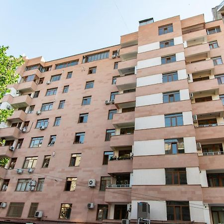 Umba Apartment N6 - New Building Yerevan Exterior photo